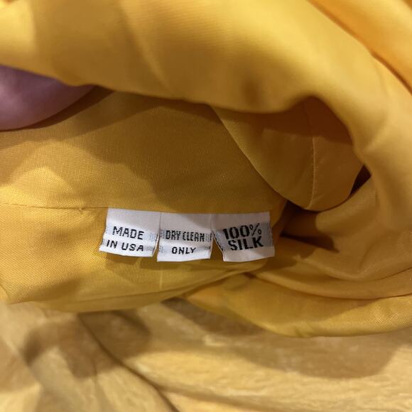 Carolina Herrera Neiman Marcus Yellow 100% Silk Dress Sz 6 Ruffle Hem & Back - Picture 6 of 9
